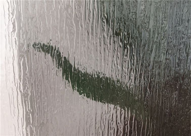 Διαμορφωμένο το βροχή γυαλί για το παράθυρο πορτών, καλλιτεχνικό αδιαφανές διαμορφωμένο τραχύ άλεσμα γυαλιού τελειώνει το φραγμό γυαλιού ακρών